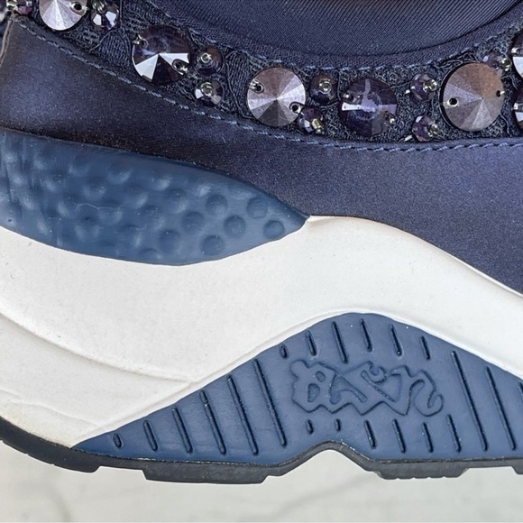 ASH
MIDNIGHT 'MUSE BEADS' EMBELLISHED
LACE AND SATIN SNEAKERS 37/7 - Picture 11 of 14